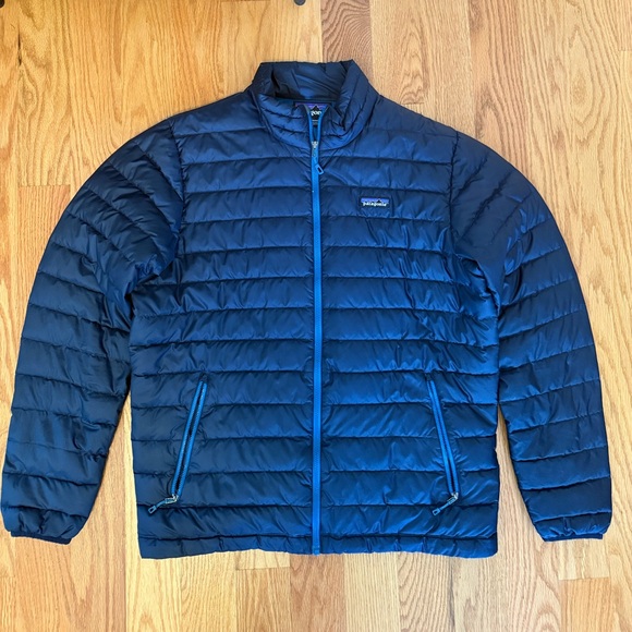 Patagonia Men's Navy Down ‘Sweater’ Jacket - Picture 1 of 4